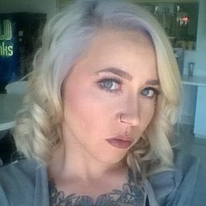 Meet your Posher, Desi